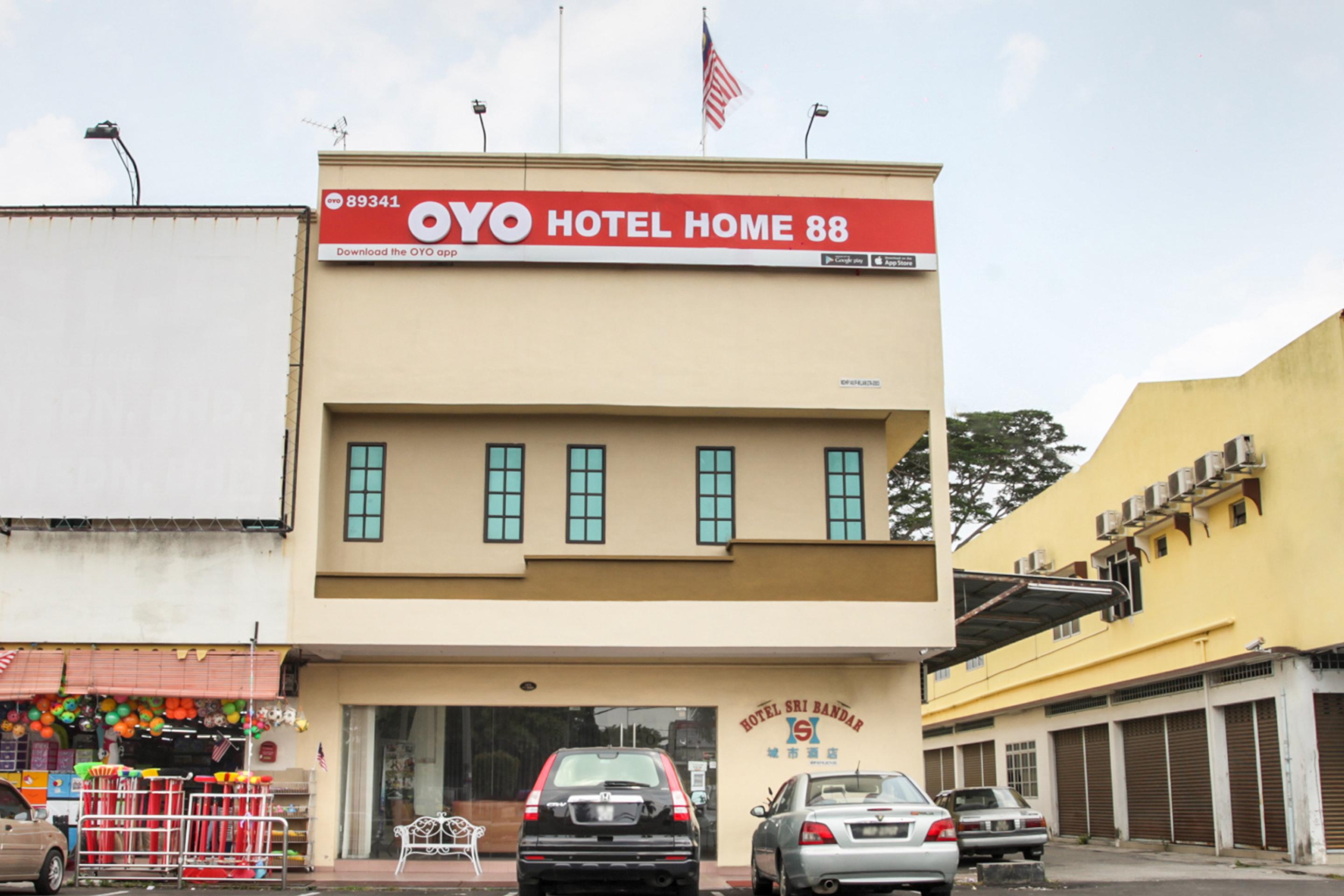 Oyo 89341 ホテル ホーム 88 トゥルッ・インタン エクステリア 写真